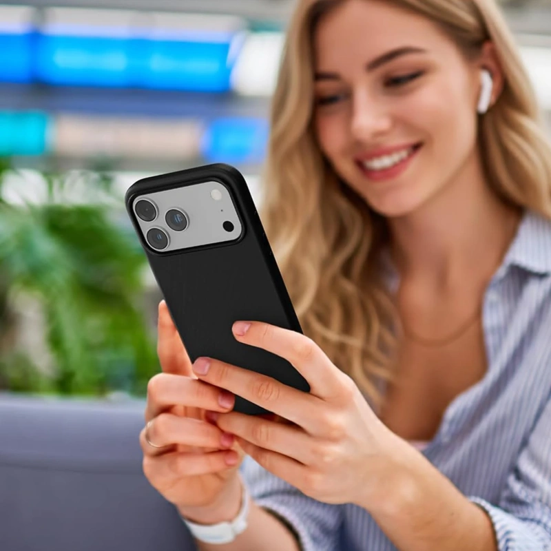 Levelo Cannes PU Leather Case for iPhone 17 Pro Max – Black - Image 3
