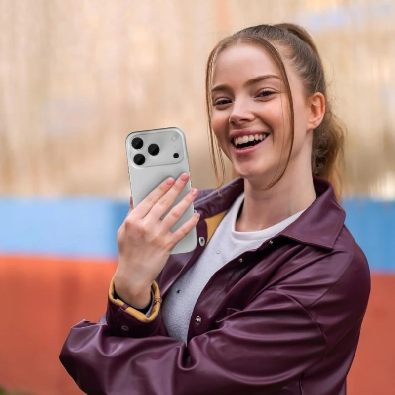 Levelo LucentTrio AR Camera Lens Protector for iPhone 17 Pro & Pro Max – Titanium Silver - Image 3