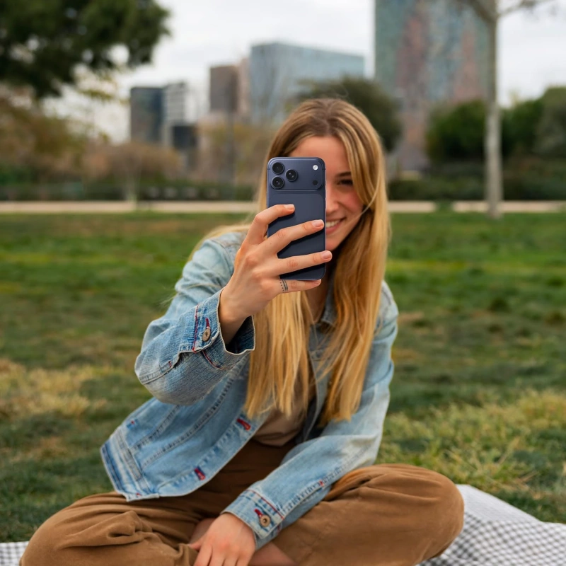 Levelo Trio Pro 2-in-1 Camera Lens Protector for iPhone 17 Pro Max – Dark Blue - Image 5