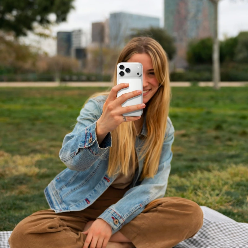 Levelo Trio Pro 2-in-1 Camera Lens Protector for iPhone 17 Pro – Silver - Image 5