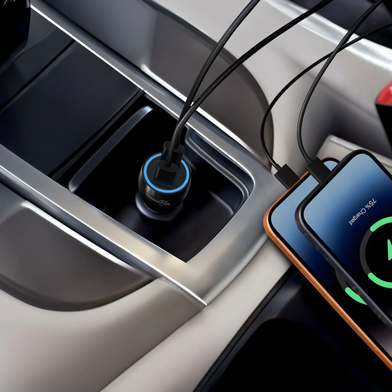 Porodo Blue Riva 60W Dual USB-C Car Charger with USB-C to Lightning Cable – Black - Image 3