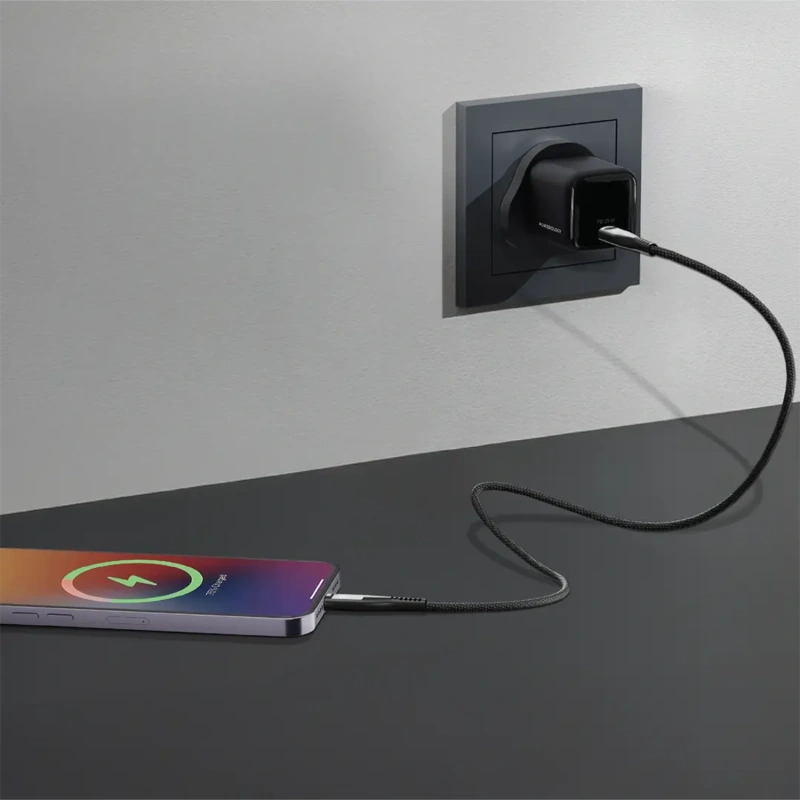 Powerology Volt-X 25W GaN USB-C Charger with USB-C to USB-C Cable - Black - Image 2
